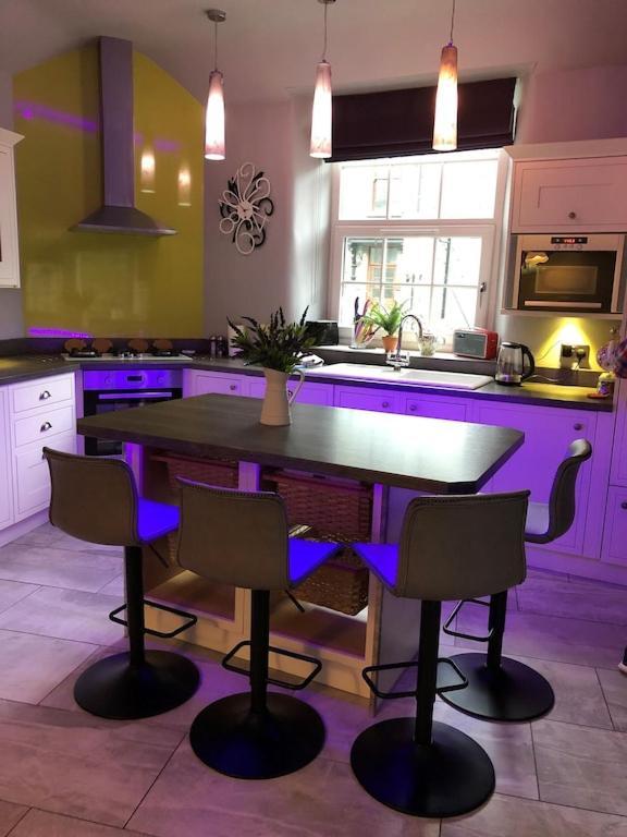 Stylish & Contemporary 5 * Fully Renovated Luxurious Holiday Cottage Ambleside Exterior photo