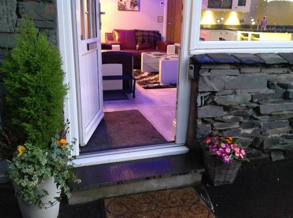 Stylish & Contemporary 5 * Fully Renovated Luxurious Holiday Cottage Ambleside Exterior photo