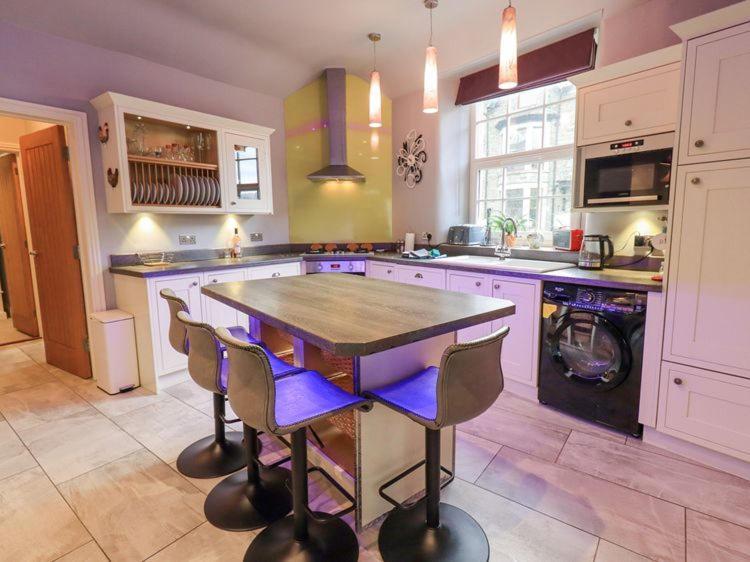 Stylish & Contemporary 5 * Fully Renovated Luxurious Holiday Cottage Ambleside Exterior photo