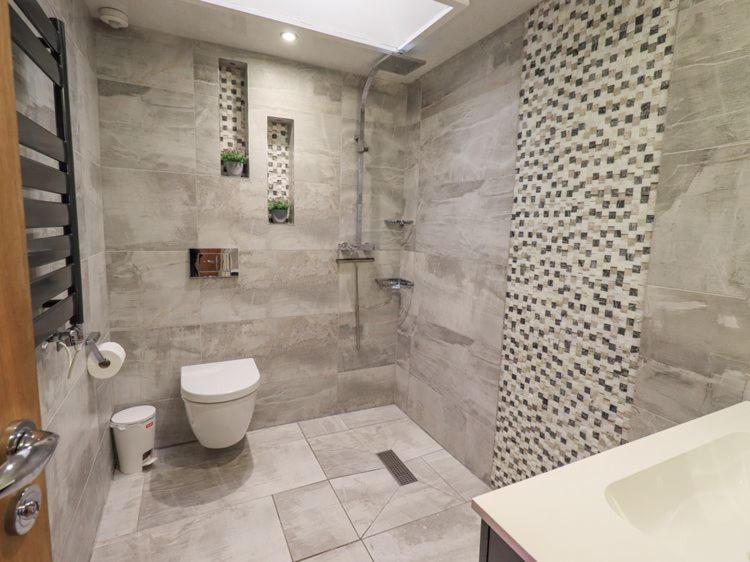 Stylish & Contemporary 5 * Fully Renovated Luxurious Holiday Cottage Ambleside Exterior photo